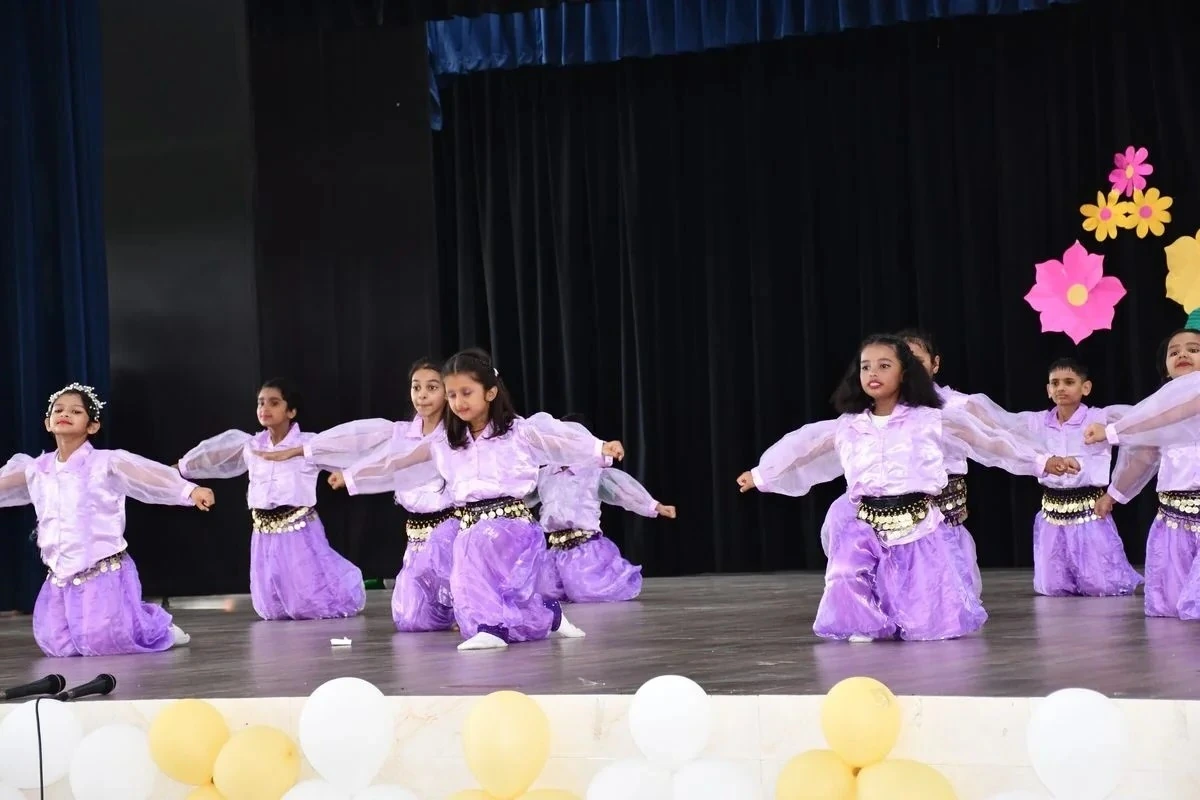 School Celebrations - Photo 11